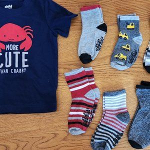 baby boys size 18 month carters & Capelli socks nwot